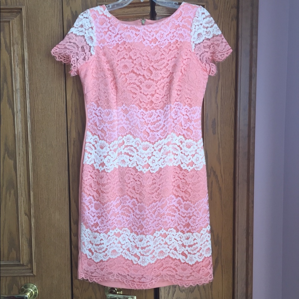 Designer lace pink dress 💃🏻